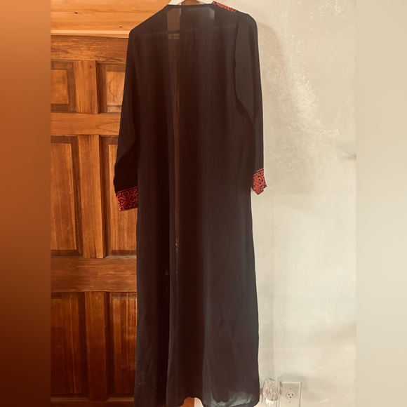 Beautiful Embroidered Robe - Picture 5 of 5